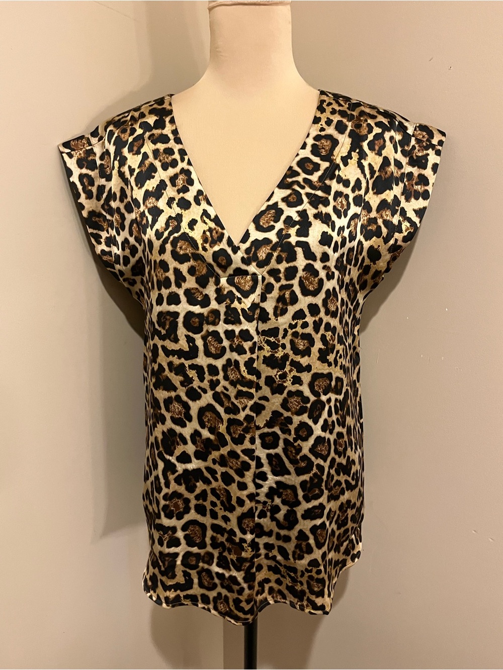 Loft Silky Leopard Print V-Neck Women's Top - Brown/Black, Medium